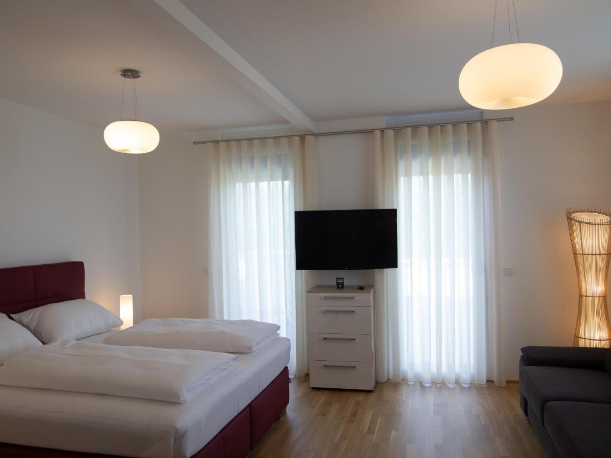 Rooftop Tulln Operated By Revliving Тульн Экстерьер фото